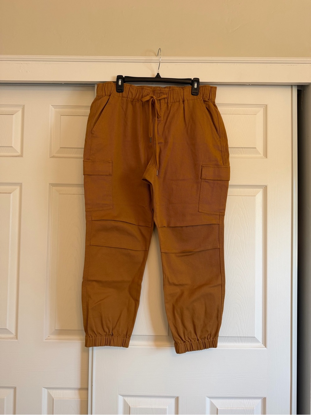 Cabi Jargon joggers, size L